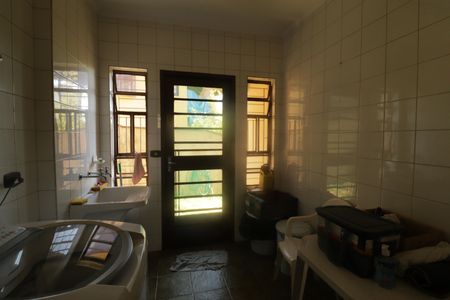 Casa à venda com 300m², 4 quartos e 4 vagasÁrea de Serviço