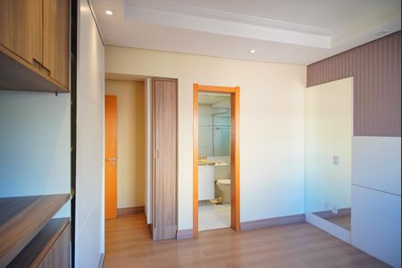 Apartamento à venda com 116m², 3 quartos e 2 vagasSuíte