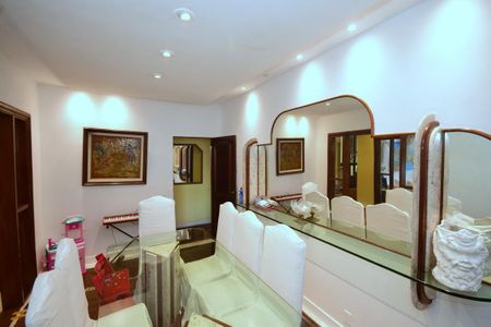 Casa de condomínio para alugar com 816m², 4 quartos e 3 vagasSala de Jantar