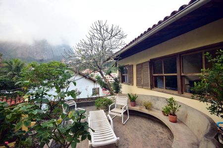 Casa de condomínio para alugar com 816m², 4 quartos e 3 vagasÁrea Externa