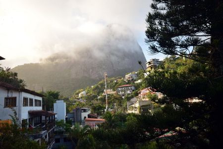 Casa de condomínio para alugar com 816m², 4 quartos e 3 vagasVista Varanda