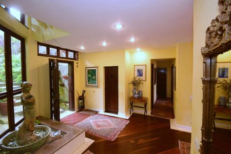 Casa de condomínio para alugar com 816m², 4 quartos e 3 vagasHall de Entrada