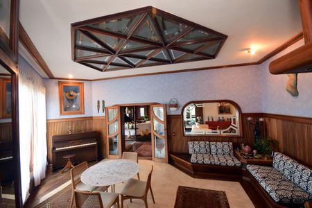 Casa de condomínio para alugar com 816m², 4 quartos e 3 vagasBar