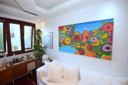 Casa de condomínio para alugar com 816m², 4 quartos e 3 vagasSala 2