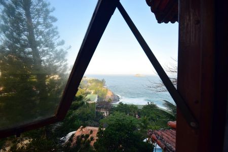 Casa de condomínio para alugar com 816m², 4 quartos e 3 vagasBanheiro Suíte