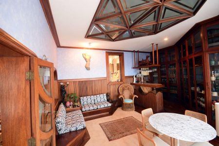 Casa de condomínio para alugar com 816m², 4 quartos e 3 vagasBar