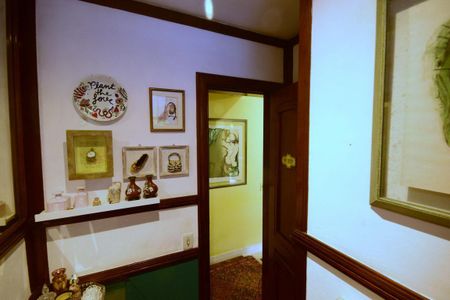 Casa de condomínio para alugar com 816m², 4 quartos e 3 vagasLavabo