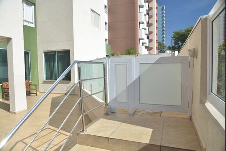Apartamento à venda com 67m², 2 quartos e 1 vagaÁrea comum - Piscina