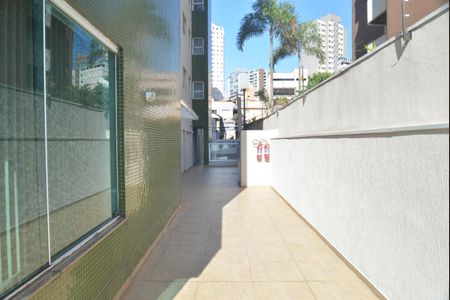 Apartamento à venda com 67m², 2 quartos e 1 vagaÁrea comum
