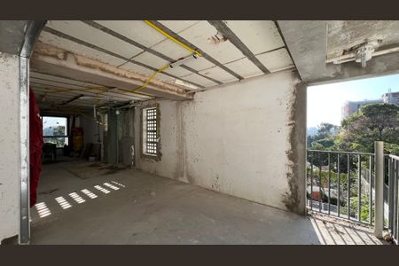 Apartamento à venda com 107m², 2 quartos e 1 vagaSuíte 2