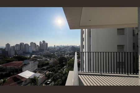 Apartamento à venda com 60m², 1 quarto e sem vaga Apartamento à venda com 60m², 1 quarto e sem vagaVaranda