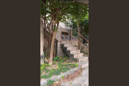 Casa à venda com 320m², 6 quartos e sem vaga