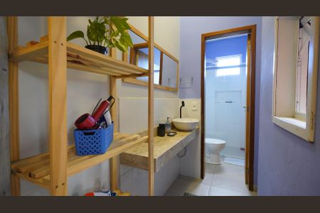 Casa para alugar com 99m², 1 quarto e 2 vagasBanheiro