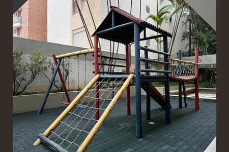 Apartamento à venda com 90m², 3 quartos e 1 vagaÁrea comum - Playground