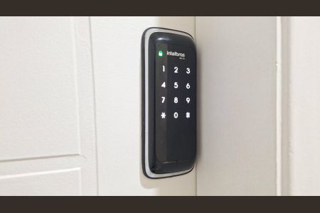 Apartamento à venda com 50m², 2 quartos e 2 vagas Apartamento à venda com 50m², 2 quartos e 2 vagasFechadura eletrônica