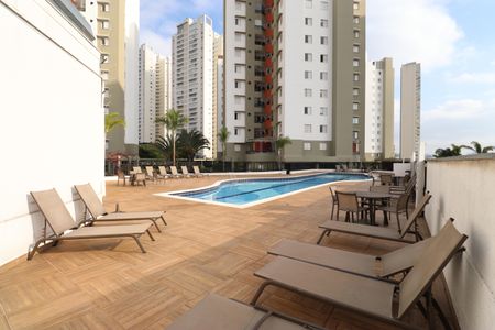 Apartamento à venda com 50m², 2 quartos e 2 vagasÁrea comum - Piscina