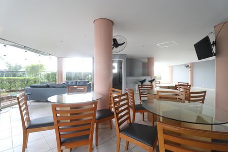 Apartamento à venda com 50m², 2 quartos e 2 vagasÁrea comum - Salão de festas