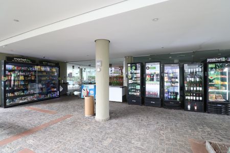 Apartamento à venda com 50m², 2 quartos e 2 vagasMini Mercado