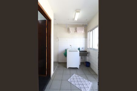 Casa à venda com 120m², 3 quartos e 1 vagaÁrea de Serviço