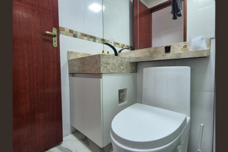 Apartamento para alugar com 70m², 2 quartos e sem vagaBanheiro