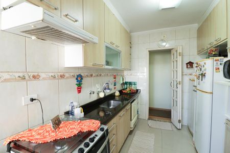 Apartamento à venda com 65m², 2 quartos e 1 vaga Apartamento à venda com 65m², 2 quartos e 1 vagaCozinha e Área de Serviço