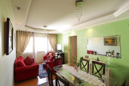 Apartamento à venda com 65m², 2 quartos e 1 vaga Apartamento à venda com 65m², 2 quartos e 1 vagaSala