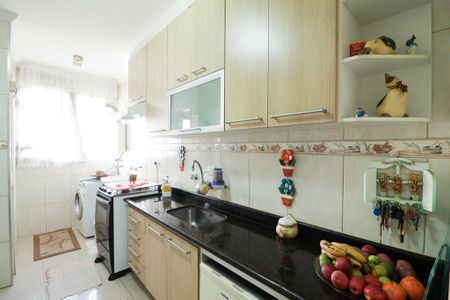 Apartamento à venda com 65m², 2 quartos e 1 vaga Apartamento à venda com 65m², 2 quartos e 1 vagaCozinha e Área de Serviço