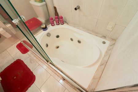 Apartamento à venda com 65m², 2 quartos e 1 vaga Apartamento à venda com 65m², 2 quartos e 1 vagaBanheiro