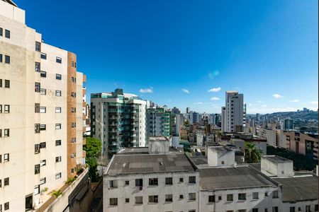 Apartamento para alugar com 110m², 3 quartos e 3 vagas Apartamento para alugar com 110m², 3 quartos e 3 vagasSuíte - Vista