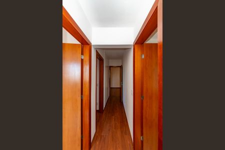 Apartamento para alugar com 110m², 3 quartos e 3 vagas Apartamento para alugar com 110m², 3 quartos e 3 vagasCorredor