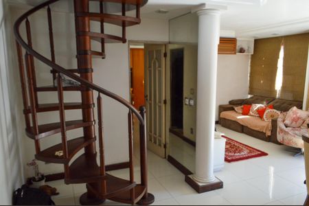 Apartamento para alugar com 158m², 3 quartos e 1 vagaSala