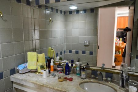 Apartamento para alugar com 158m², 3 quartos e 1 vagaBanheiro da Suíte 1