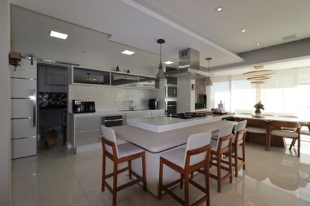 Apartamento à venda com 115m², 3 quartos e 2 vagasCozinha