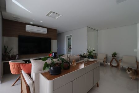 Apartamento à venda com 115m², 3 quartos e 2 vagasSala