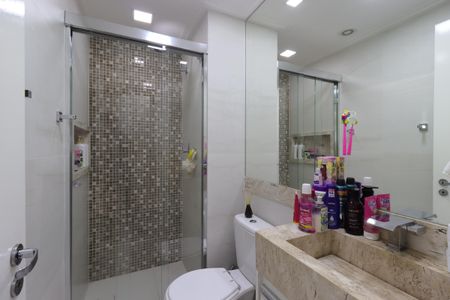 Apartamento à venda com 115m², 3 quartos e 2 vagasBanheiro da Suíte 2