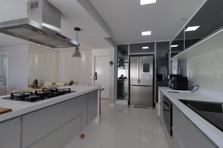 Apartamento à venda com 115m², 3 quartos e 2 vagasCozinha