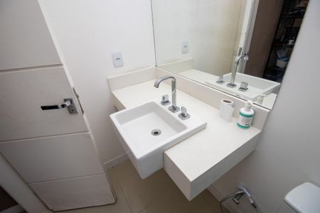 Casa de condomínio à venda com 350m², 3 quartos e 2 vagasBanheiro da Suíte 1