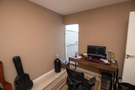 Casa de condomínio à venda com 350m², 3 quartos e 2 vagasSuíte 1