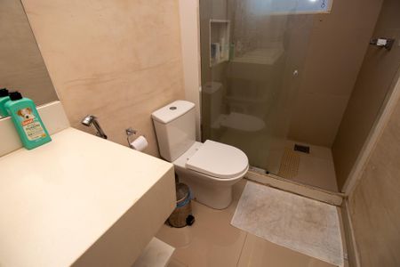 Casa de condomínio à venda com 350m², 3 quartos e 2 vagasBanheiro da Suíte 3