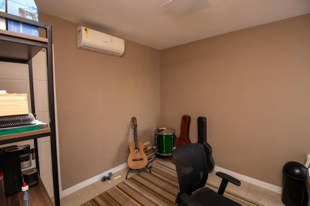 Casa de condomínio à venda com 350m², 3 quartos e 2 vagasSuíte 1