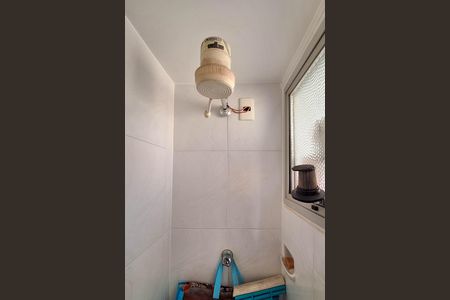 Apartamento para alugar com 83m², 2 quartos e 1 vaga Apartamento para alugar com 83m², 2 quartos e 1 vagaBanheiro de serviço