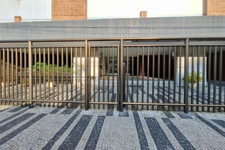 Apartamento para alugar com 83m², 2 quartos e 1 vaga Apartamento para alugar com 83m², 2 quartos e 1 vagaFachada
