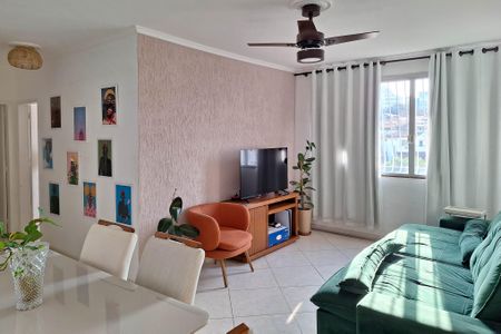 Apartamento para alugar com 83m², 2 quartos e 1 vaga Apartamento para alugar com 83m², 2 quartos e 1 vagaSala