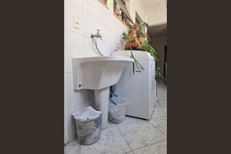 Apartamento para alugar com 83m², 2 quartos e 1 vaga Apartamento para alugar com 83m², 2 quartos e 1 vagaÁrea de Serviço