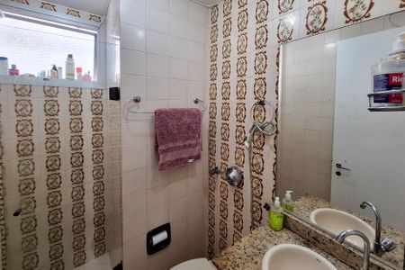Apartamento para alugar com 83m², 2 quartos e 1 vaga Apartamento para alugar com 83m², 2 quartos e 1 vagaBanheiro da Suíte