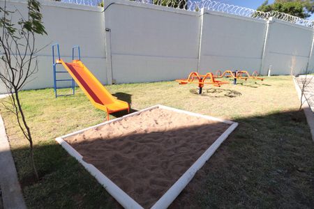 Apartamento para alugar com 50m², 2 quartos e 1 vagaÁrea comum - Playground