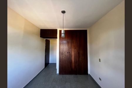 Apartamento à venda com 110m², 3 quartos e 1 vagaQuarto3