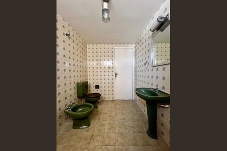 Apartamento à venda com 110m², 3 quartos e 1 vagaBanheiro 2