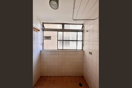 Apartamento à venda com 110m², 3 quartos e 1 vagaÁrea de Serviço