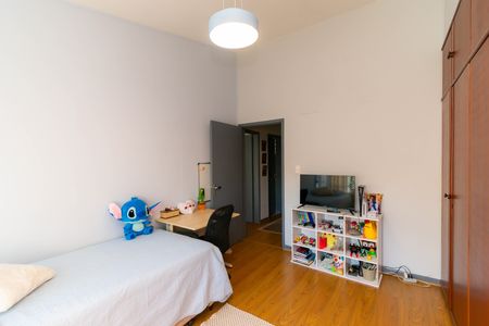 Casa para alugar com 250m², 4 quartos e 2 vagas Casa para alugar com 250m², 4 quartos e 2 vagasQuarto 2